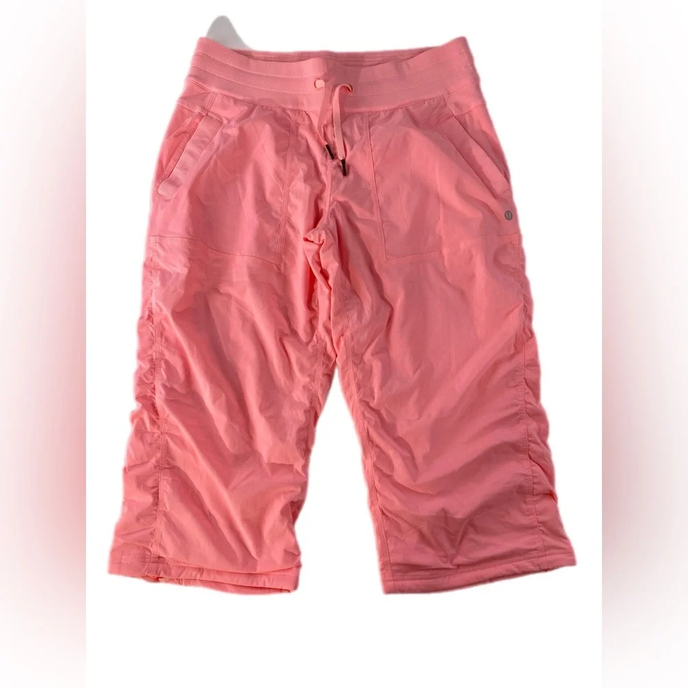 Lululemon Studio Crop *Lined Bleached Coral size 10 NWOT - Picture 2 of 11